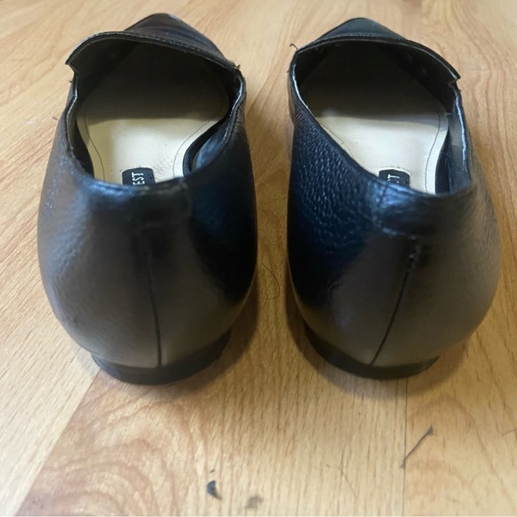 Nine West Flats - Picture 6 of 10